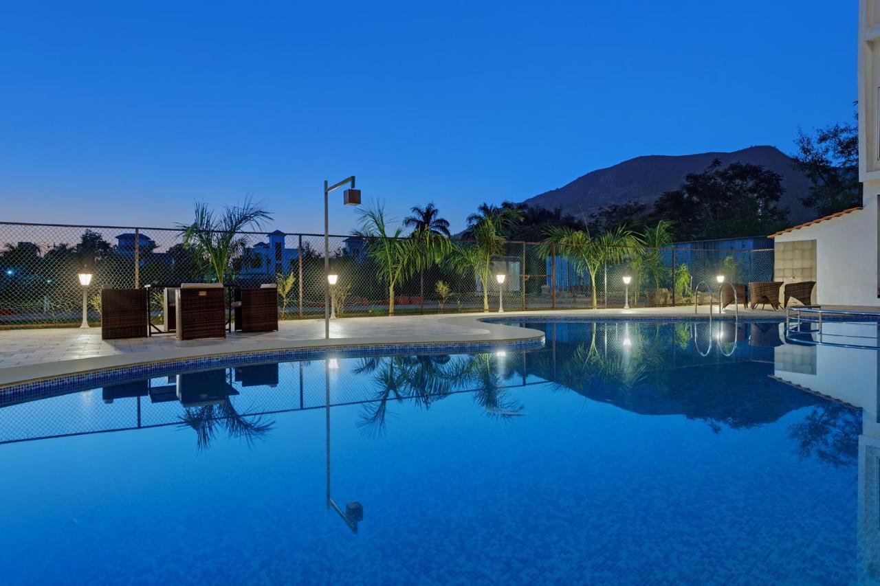 Viola Beacon Resort, Lonavala Extérieur photo